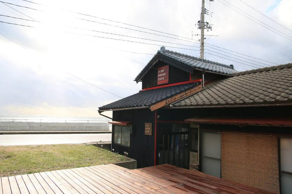 佐渡 ビーチまで0分 1客のみ オーシャンビュー Beach Side House ウッドデッキ Sado Extérieur photo